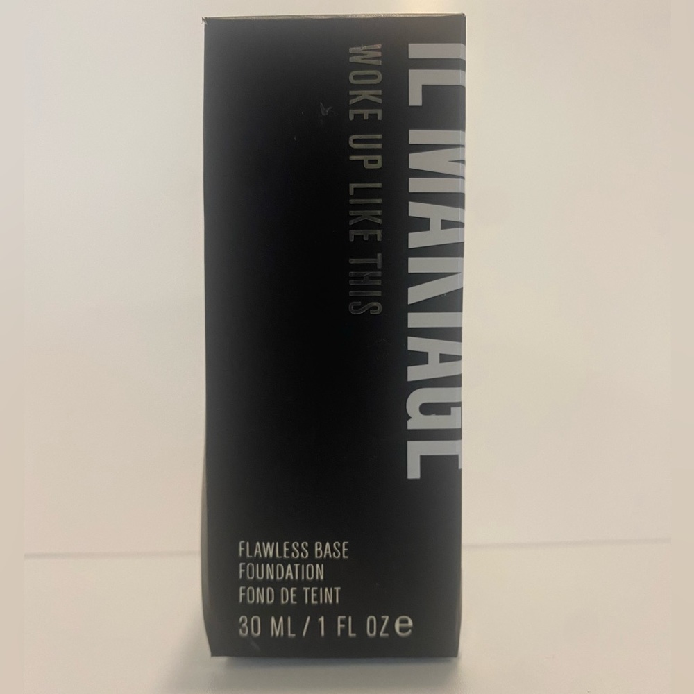 Il Makiage makeup foundation used a little bit was to dark for me. Shade 60
